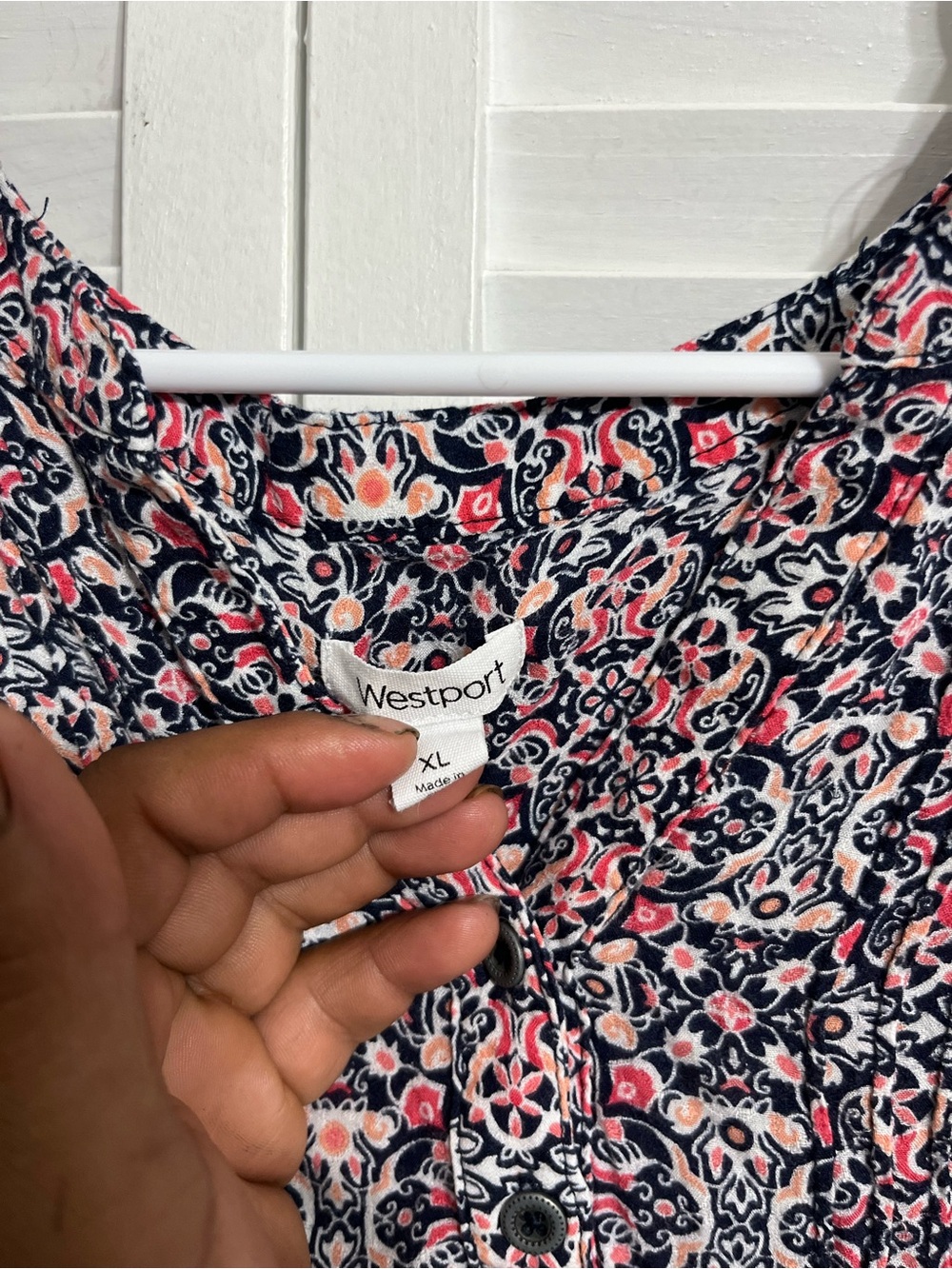 Westport Pink and Black Floral Tunic Top - Picture 6 of 9